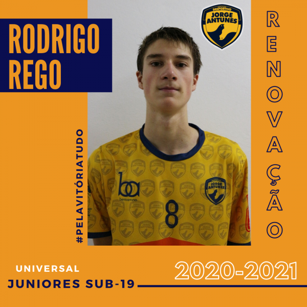 Rodrigo Rego renovou e subiu ao escalão de Sub-19 do DJA