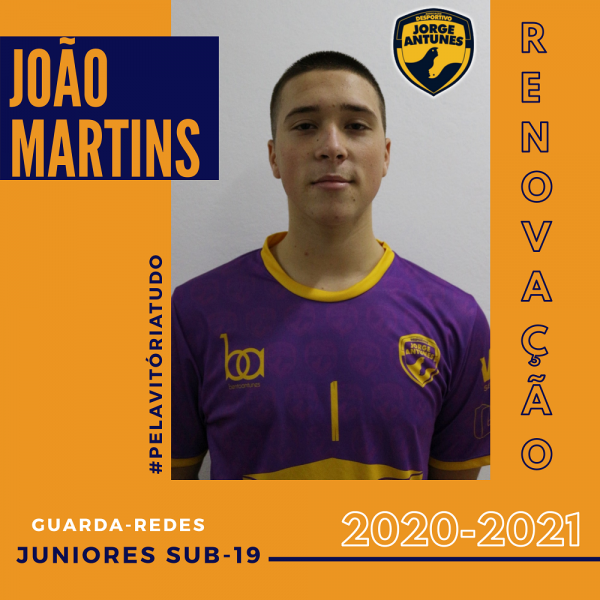 João Martins renovou e subiu ao escalão de Sub-19 do DJA